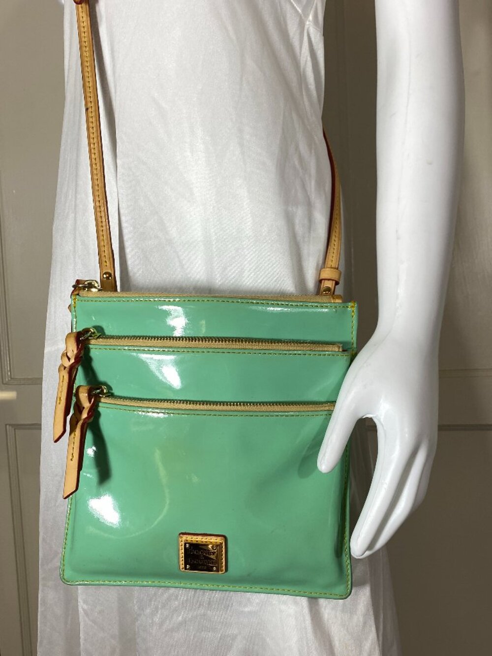 VINTAGE DOONEY & BOURKE Patent Leather Triple Zip Crossbody Mint / Seafoam Green